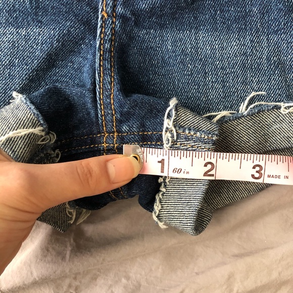 Hollister High Rise Shorts Size 5 / 27 - Picture 8 of 9